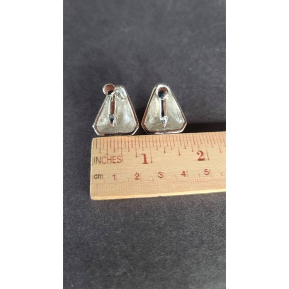 Triangular Silver and Apricot Screwback Earrings - Picture 10 of 10
